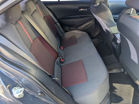 Used 2024 Toyota Corolla SE FWD image 5
