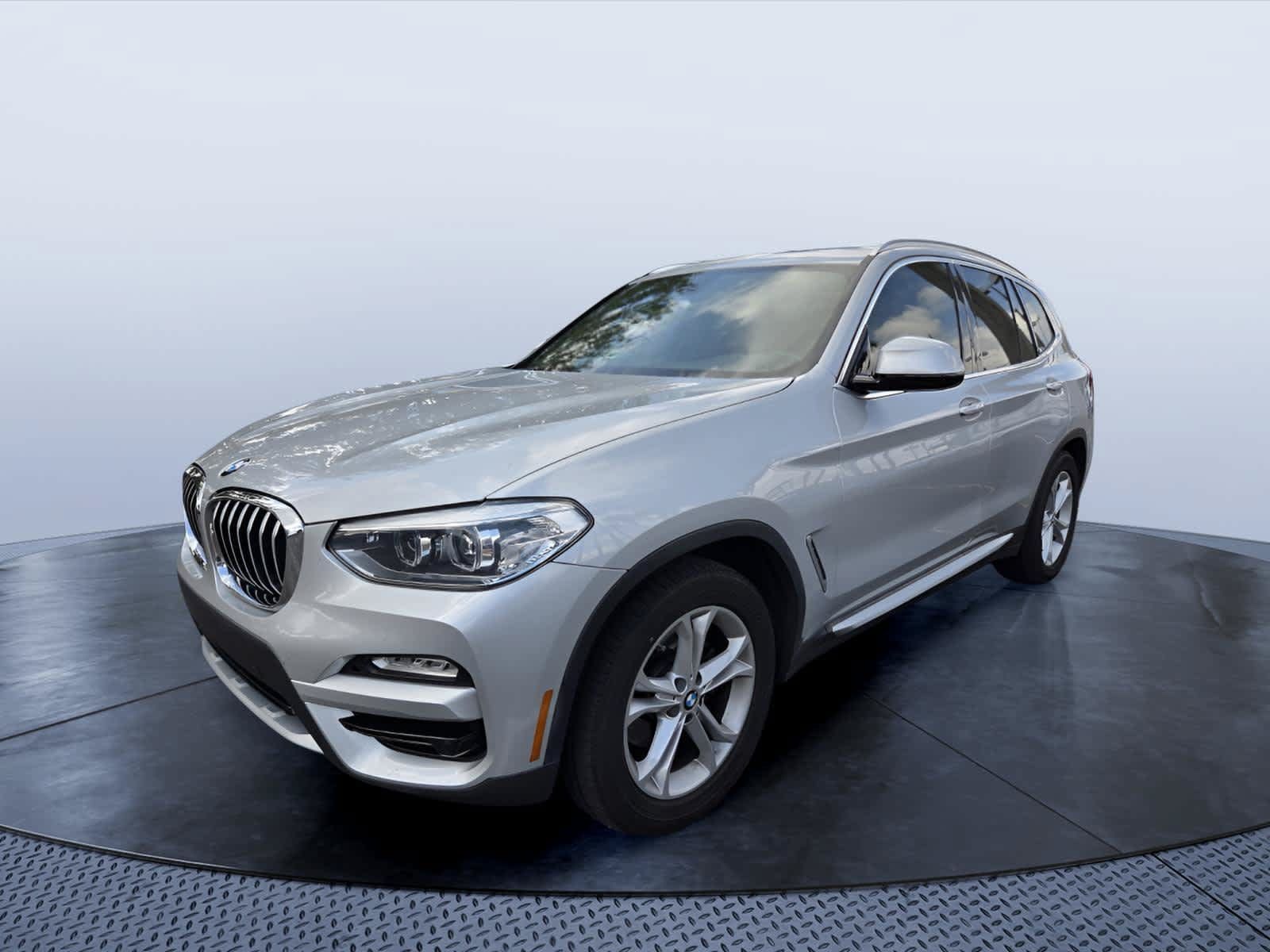 Used 2018 BMW X3 xDrive30i w/ Convenience Package AWD/4WD image 2