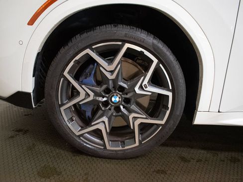 Used 2025 BMW X2 M35i AWD/4WD image 9