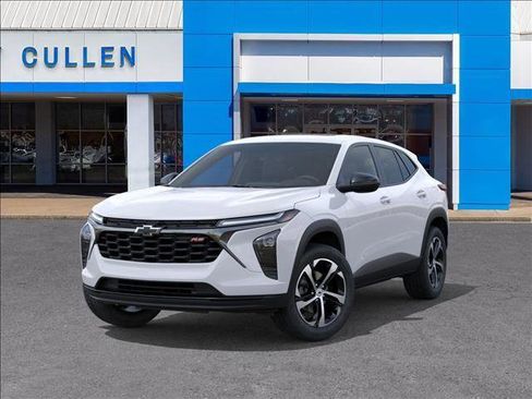 New 2026 Chevrolet Trax RS w/ Sunroof Package image 6