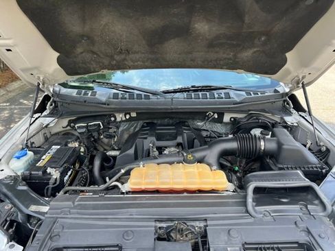 Used 2016 Ford F150 XLT w/ Equipment Group 302A Luxury AWD/4WD image 41