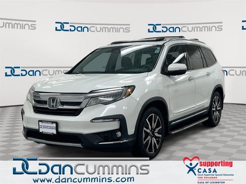 Used 2020 Honda Pilot Touring image 1
