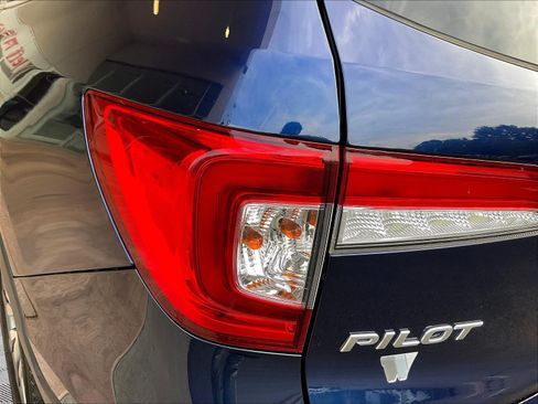 Used 2020 Honda Pilot EX image 23