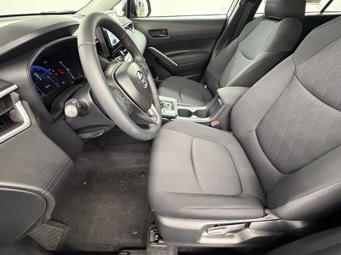New 2026 Toyota Corolla Cross LE FWD image 18