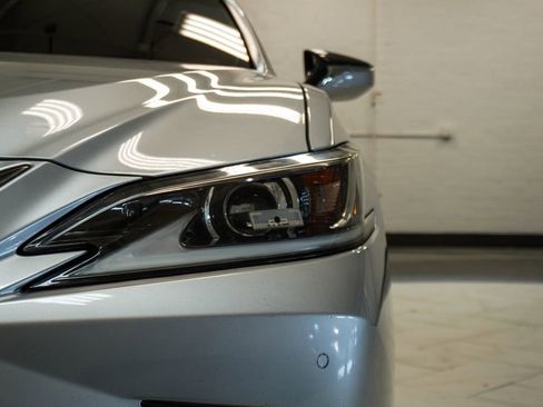 Used 2020 Lexus ES 350 F Sport w/ Accessory Package 2 image 44