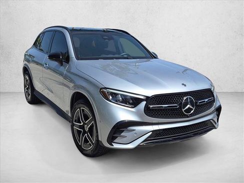 Certified 2026 Mercedes-Benz GLC 300 4MATIC image 3