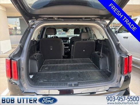 Used 2023 Kia Sorento SX AWD/4WD image 6