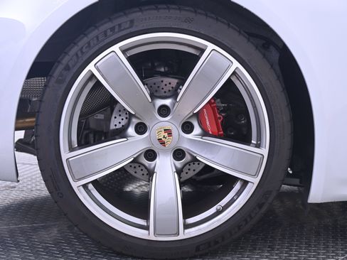 Certified 2024 Porsche 718 Cayman S RWD image 13