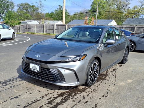 New 2026 Toyota Camry XLE w/ Premium Plus Package FWD image 31
