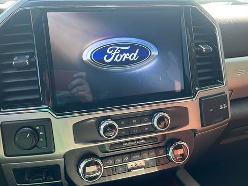 Used 2022 Ford F250 King Ranch w/ King Ranch Ultimate Package AWD/4WD image 25