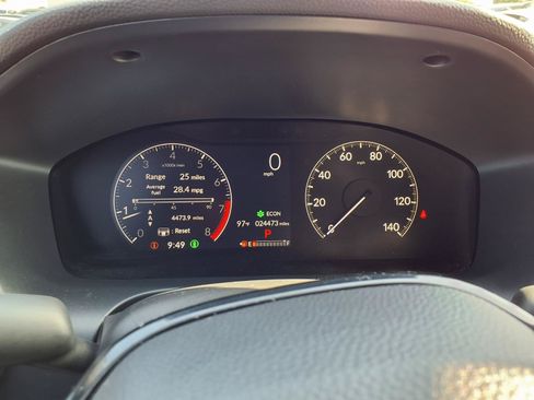 Used 2025 Honda HR-V Sport image 14