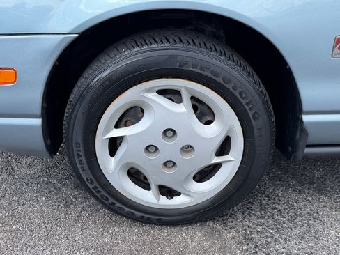 Used 2002 Saturn S-Series SL2 FWD image 9