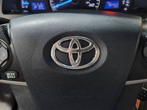 Used 2013 Toyota Camry LE FWD image 48