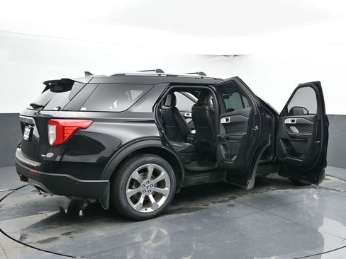Used 2020 Ford Explorer Platinum w/ Premium Technology Package image 61