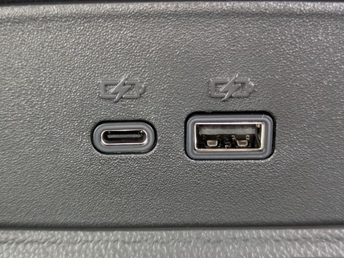 New 2026 Chevrolet Trax ACTIV w/ Sunroof Package image 9