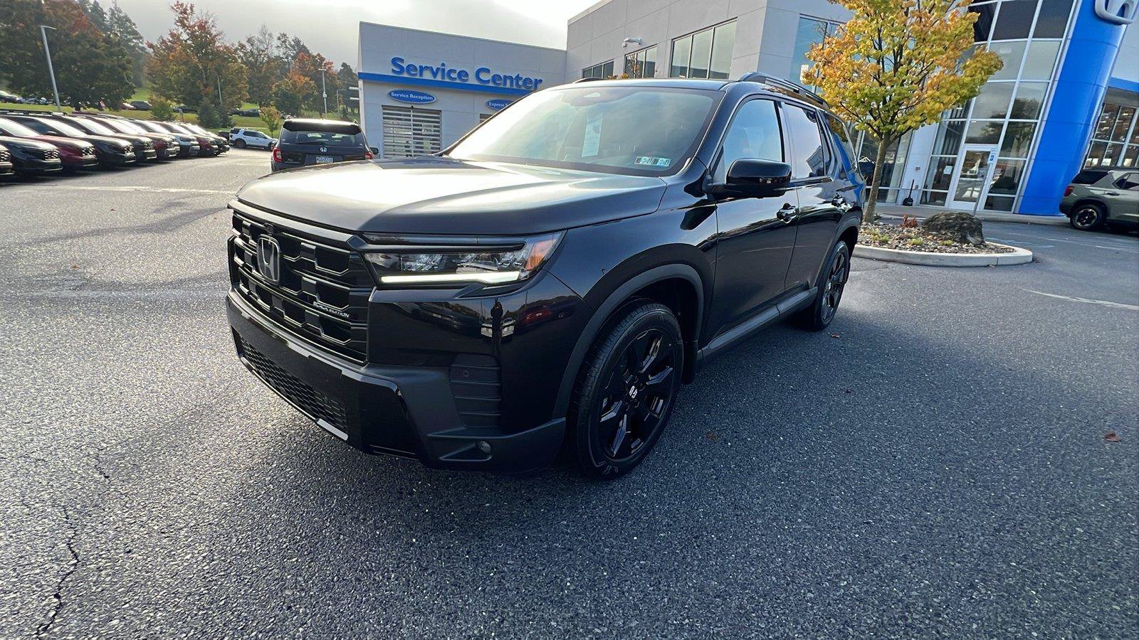 New 2026 Honda Pilot Black Edition image 8