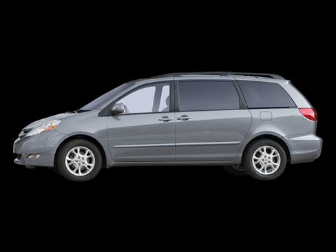 Used 2008 Toyota Sienna CE image 3