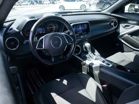 Used 2021 Chevrolet Camaro LT w/ Technology Package RWD image 23
