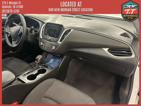 Used 2024 Chevrolet Malibu RS FWD image 34
