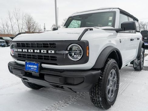 New 2025 Ford Bronco Big Bend AWD/4WD image 2