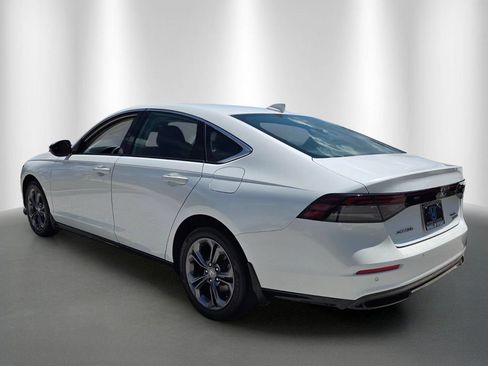 Certified 2024 Honda Accord EX-L image 5