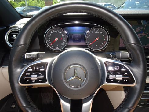 Used 2019 Mercedes-Benz E 450 4MATIC Sedan image 16
