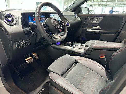 Used 2026 Mercedes-Benz GLA 35 AMG Pinnacle 4MATIC image 7