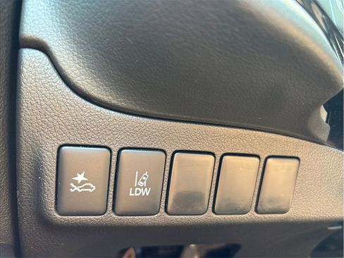 Used 2020 Mitsubishi Outlander SE FWD image 28