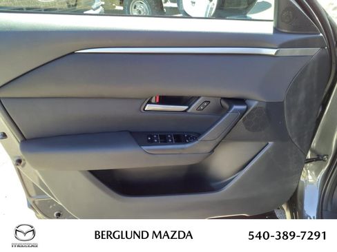 Used 2025 MAZDA CX-50 AWD 2.5 S w/ Cargo Package image 8