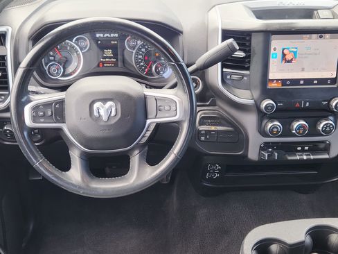Used 2024 RAM 2500 Big Horn AWD/4WD image 26