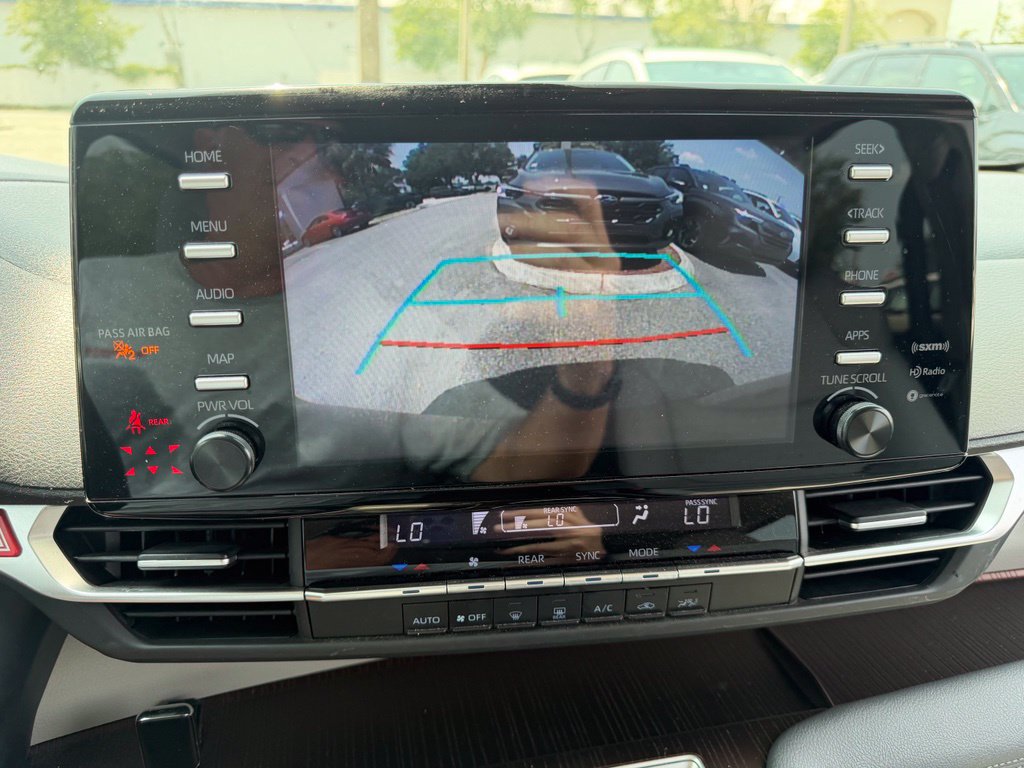 Used 2022 Toyota Sienna LE FWD image 30
