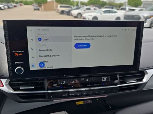 New 2026 Toyota Sienna XLE image 21