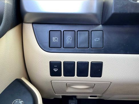 Used 2018 Toyota Highlander XLE image 35