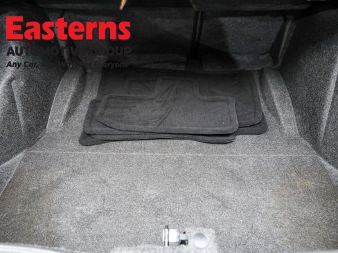 Used 2022 Dodge Challenger GT w/ Driver Convenience Group image 9