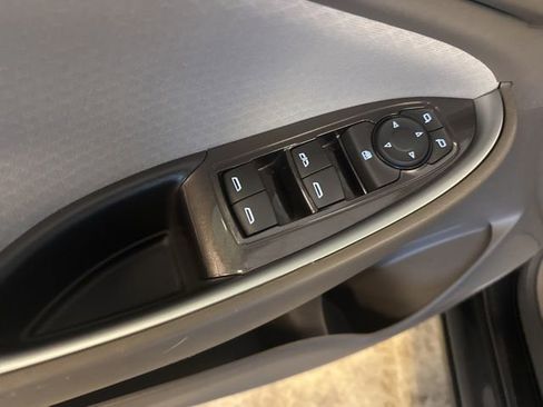 Used 2025 Chevrolet Malibu LT image 11