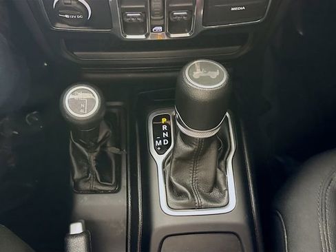 Used 2020 Jeep Wrangler Unlimited Sport S AWD/4WD image 16