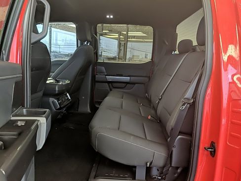 Used 2022 Ford F150 XLT w/ Equipment Group 302A High image 12