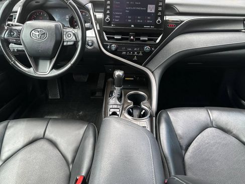 Used 2024 Toyota Camry XSE FWD image 13