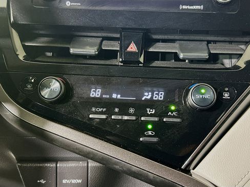 Used 2023 Toyota Camry LE image 22