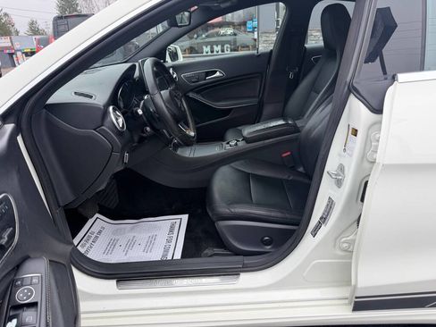 Used 2015 Mercedes-Benz CLA 250 4MATIC image 12