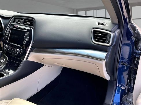 Used 2021 Nissan Maxima 3.5 SV w/ Floor Mat Group FWD image 18