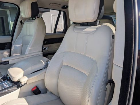 Used 2018 Land Rover Range Rover HSE AWD/4WD image 13