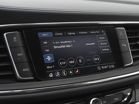 Used 2021 Buick Enclave Essence w/ Sound and Sites Package image 15