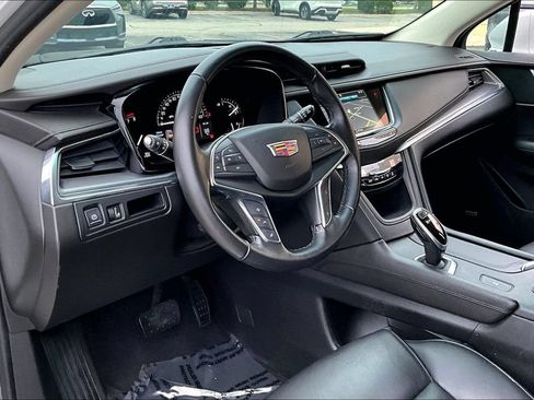 Used 2019 Cadillac XT5 Luxury FWD image 16