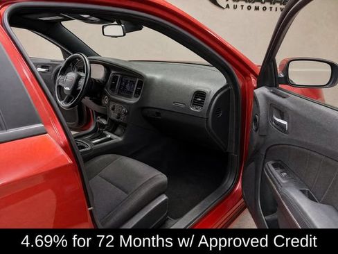 Used 2021 Dodge Charger SXT w/ Blacktop Package RWD image 12