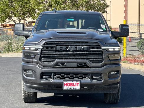 New 2026 RAM 2500 Laramie AWD/4WD image 8