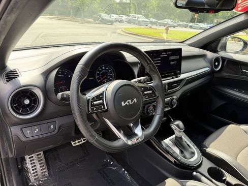 Certified 2023 Kia Forte GT-Line FWD image 12