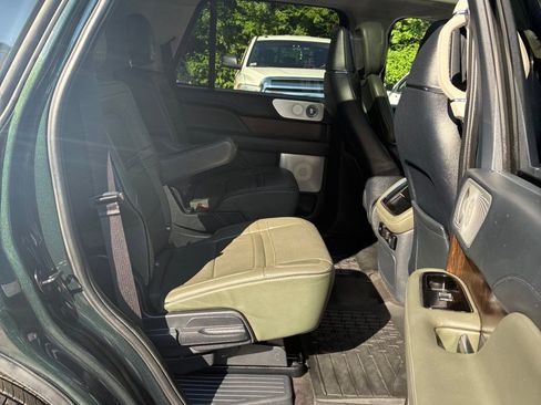 Used 2022 Lincoln Navigator Black Label AWD/4WD image 21