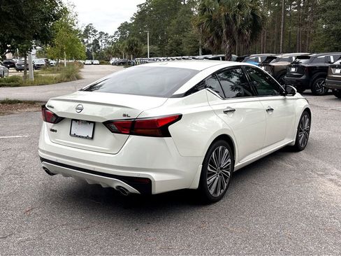 Used 2024 Nissan Altima 2.5 SL FWD image 35