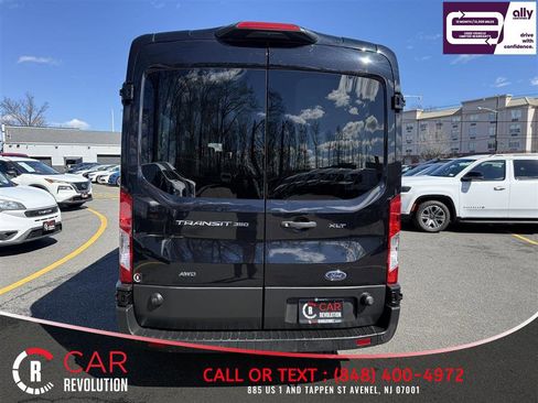 Used 2024 Ford Transit 350 XLT image 5